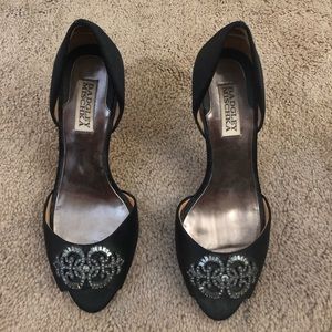 BADGLEY MISCHKA Satin Pumps